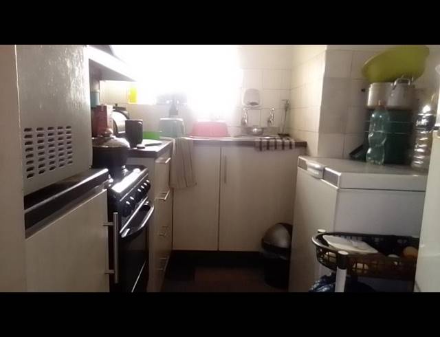 2 BEDROOM APARTMENT FOR SALE IN SUNNYSIDE